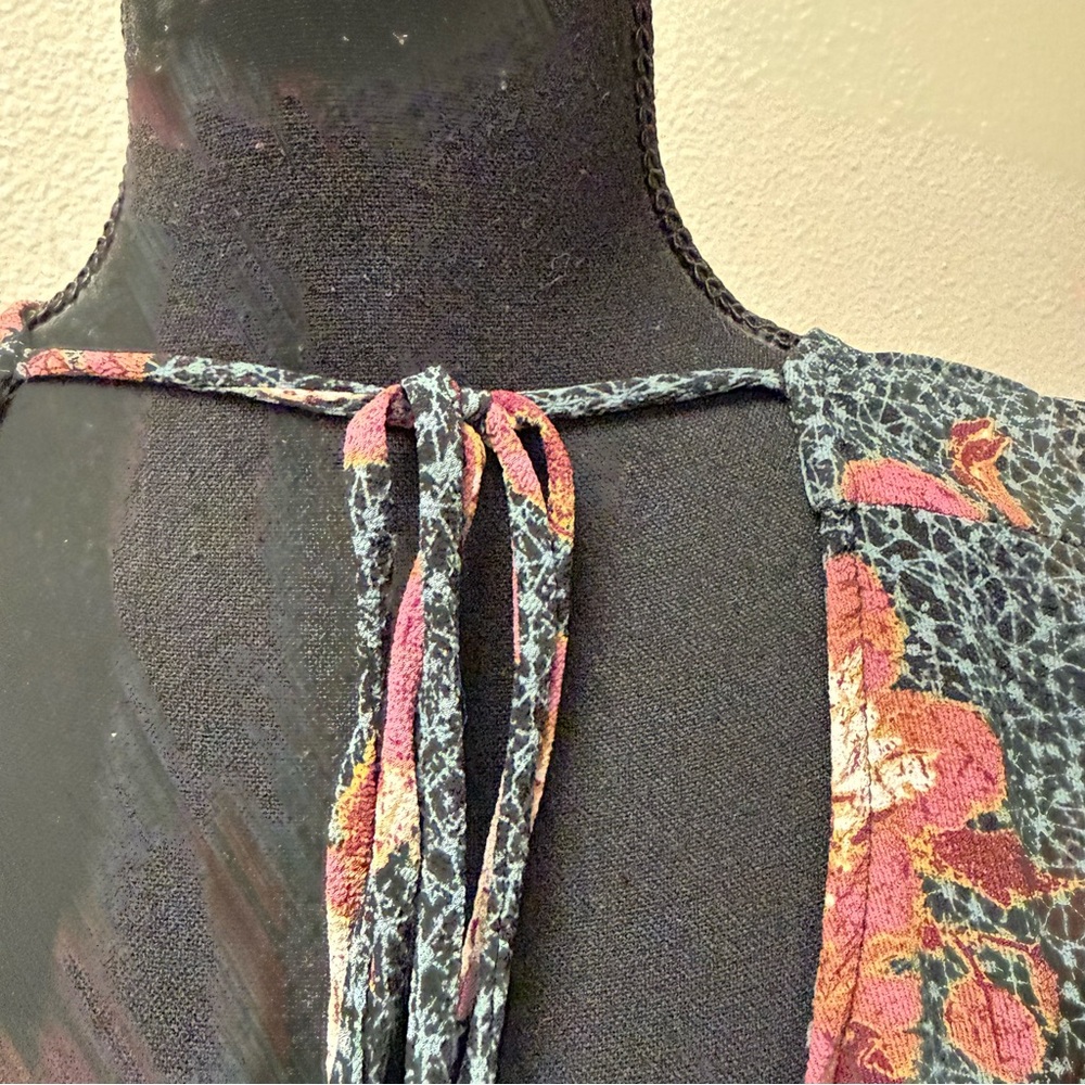 Knox Rose Boho Floral Peasant Blouse Blue Burgundy Medium Tassel - Picture 3 of 11